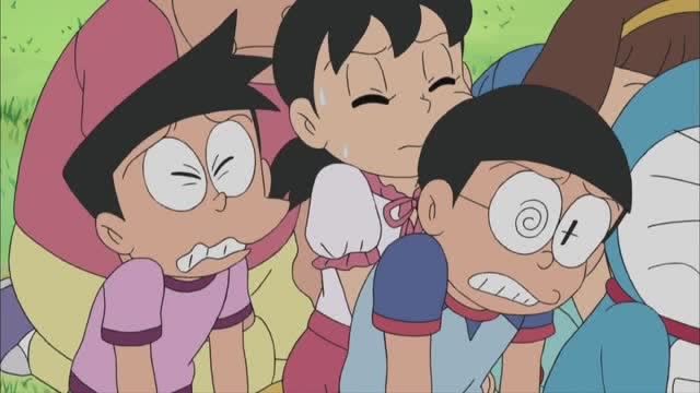 《哆啦a梦》胖虎的歌声让大家都受不了,唯独一个女生给他捧场呢!