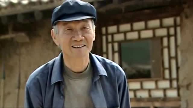 重温 篱笆女人和狗 辘轳女人和井 古船女人和网 暖春 怀念您 田老