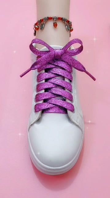 最简单的蝴蝶结鞋带系法教程,大家可以试一下的