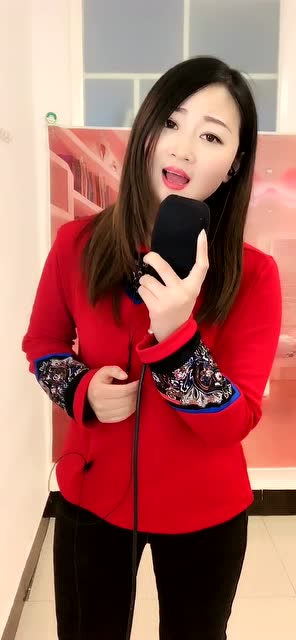 一首民间小调《情深似海》,美女唱的真不赖,歌好听人好看!