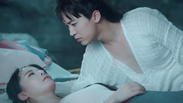 电影《双生赤狐》,最爱你的人,往往都在远处默默守护你