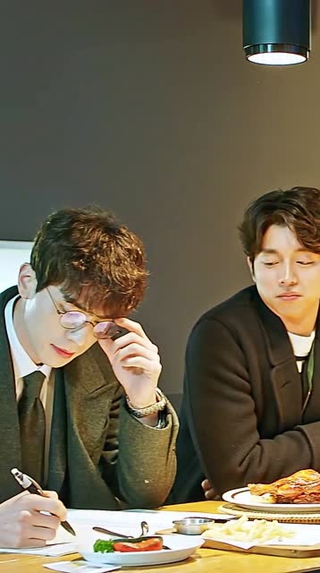 鬼怪中孔刘李栋旭这对cp,太可爱了,吸引了多少女孩!