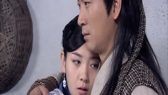 展昭已经查到中间商柳风,罗北搜查终于找到齐英,知道勾荣在京城