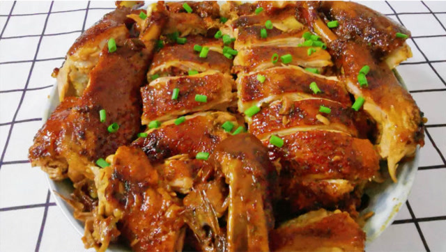 62块一只鸭,做个想吃的卤鸭,肉质鲜嫩,香甜,大口吃肉越吃越香