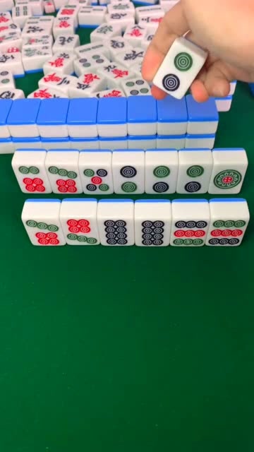 自摸清一色一条龙,外加杠上开花,这牌是不是很厉害