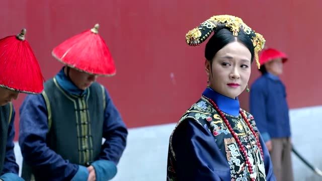 陈廷敬:寿宴当天,王瑶卿带采薇去参加,正好碰到明珠的夫人