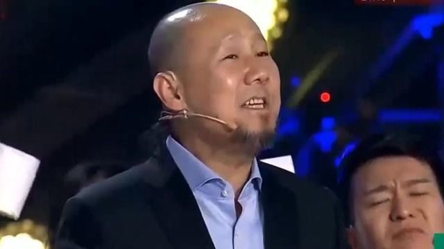 大鹏调侃腾格尔,称《天堂》为便秘神曲,还组织大伙边听边"拉"!