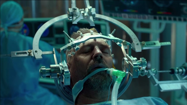 犯罪惊悚片《超脑48小时》,记忆可以移植,盖尔加朵演人妻也是杠杠的