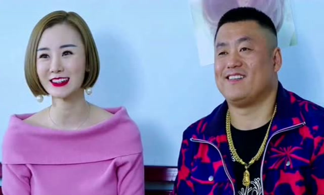 宋晓峰给苏玉红送锅包肉,小李秘书居然吃醋了,这到底是怎么回事呢?