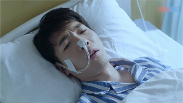 无理家属让医生头疼,还好患病小伙很懂事,小伙子好样的