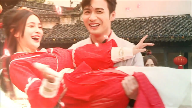 奔跑吧张彬彬公主抱baby很轻松就抱了起来这画面太美了