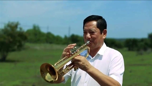 小号独奏《父亲的草原母亲的河》