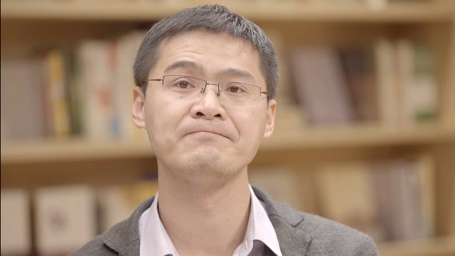 青铜时代丨罗翔竟从小害怕写作?唯一一篇高分还被老师质疑:抄的吧?