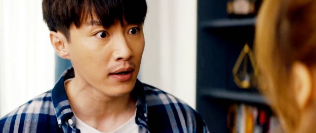 尤雅的老公就是个白眼狼,给你饭吃就不错了,还让人家喂到嘴里?