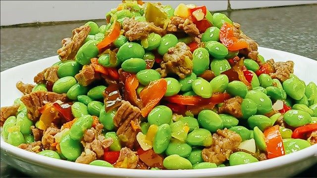 特色农家菜毛豆炒牛肉没有人不爱,这样做色香味俱全都夸你是大厨