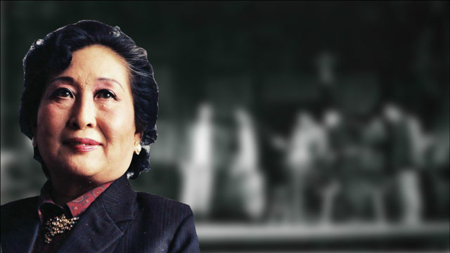 李婉芬四世同堂的大赤包话剧版虎妞和蔼可亲的老艺术家