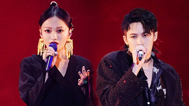 【舞台】张韶涵檀健次改编王菲《光之翼》,绝美拉丁舞苏断腿