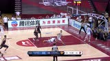 摄像师杀手！赵睿本场第二次撞飞摄像师