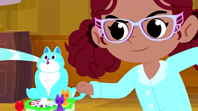 海莉心历险小雅在跟朋友玩下棋