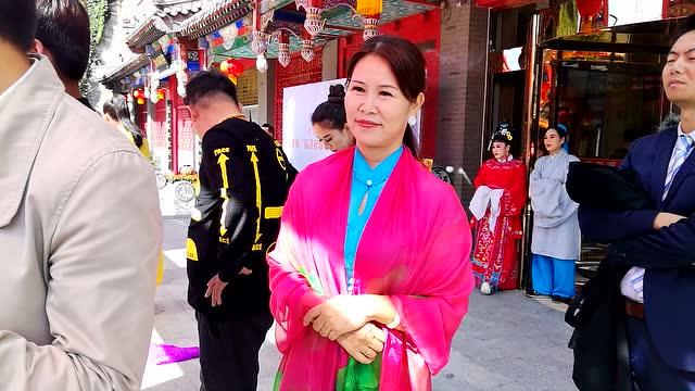 小凤梅(刘培英)~越调大师申凤梅弟子,梨园春擂主走进承德宽城