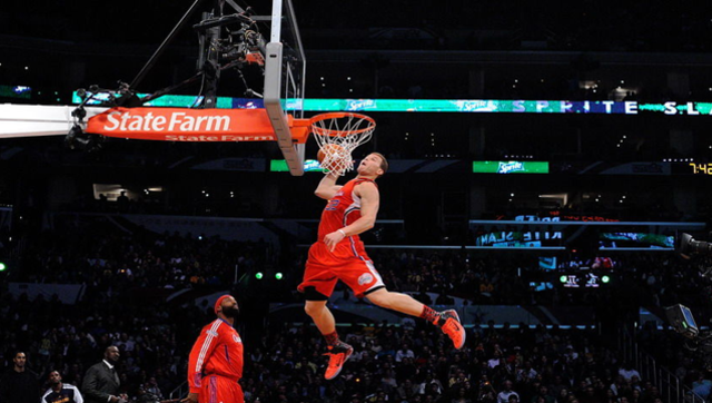 篮球史上最经典扣篮合集 街球手720度灌篮秒杀nba巨星