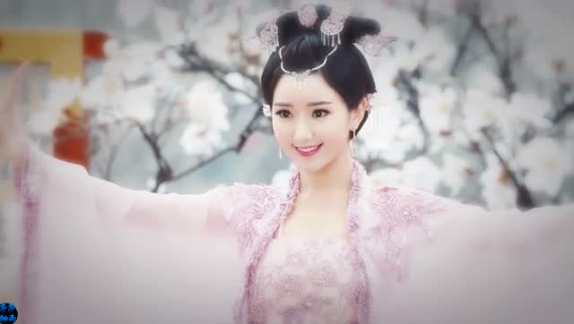 毛晓彤在《锦绣未央》中李常茹跳的妹姜之舞