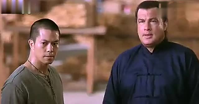 《潜龙轰天3:野兽之腹》史蒂文·席格pk匪徒