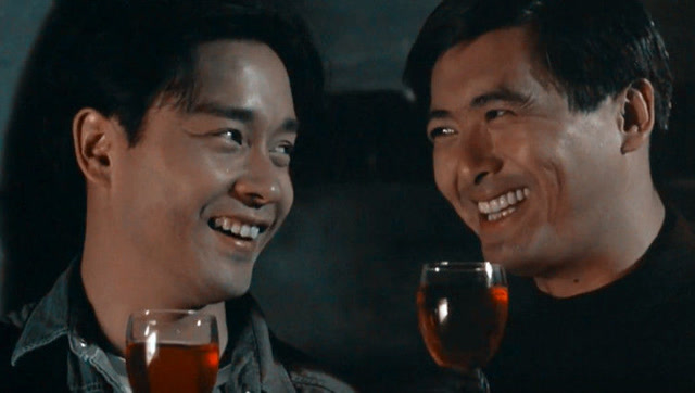 张国荣周润发盗画,这段怎么感觉两个人蠢萌蠢萌的