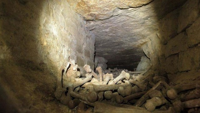 原来《鬼吹灯》中的悬魂梯真实存在,永远走不出的"鬼打墙"