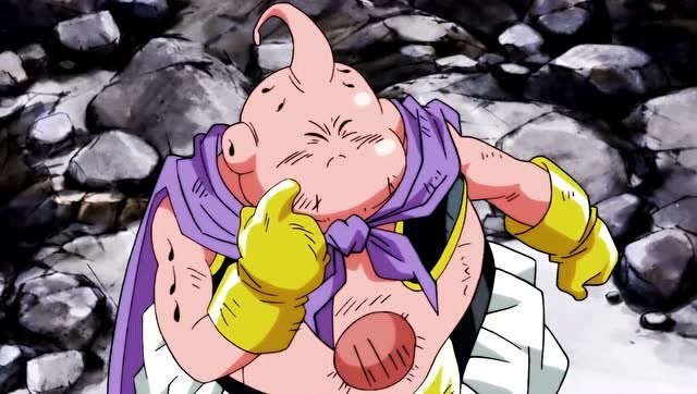 龙珠超,布欧的肚子被打穿,好大一个洞啊