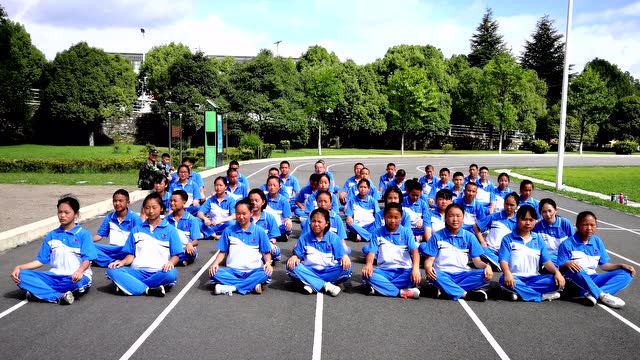 贵阳市乌当中学2020届新生军训照片展示