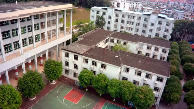 华侨中学航拍视频首次震撼公布,赶紧抢先看!