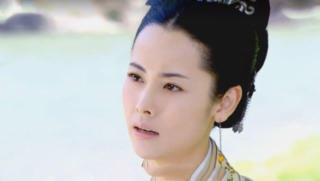 岳不群练辟邪剑谱变声?夫人宁中则发现?