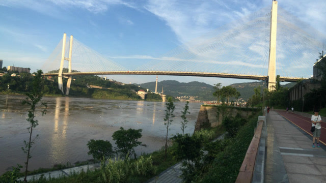 爱上滨江路,爱上咱宜宾