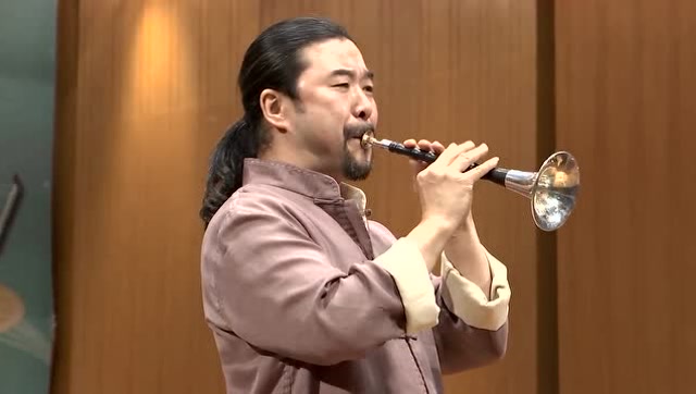 唢呐演奏家郭雅志,现场一首《山乡春》听得让人如痴如醉,太棒了