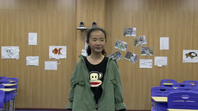 《童话镇》杨静玲