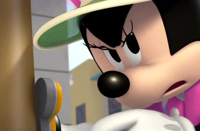 米奇妙妙车队:红绿灯对战,米妮不敌,小猫奸诈的笑了