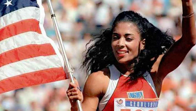 永远的乔伊娜女子100米10秒49世界纪录30周年死因成谜至今难解