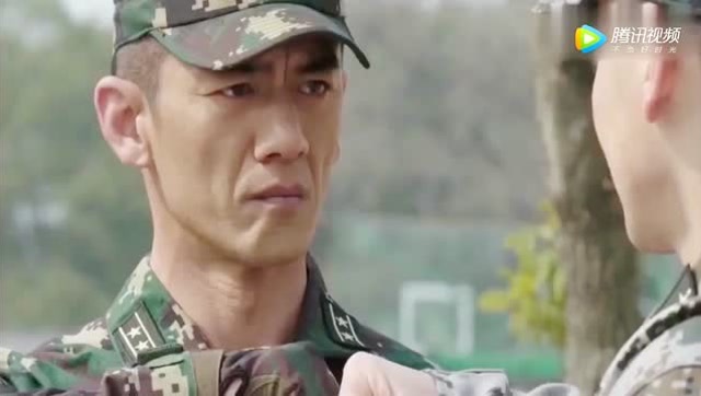 狼牙特种兵队长飞狼组建霹雳火突击队到处挖墙脚