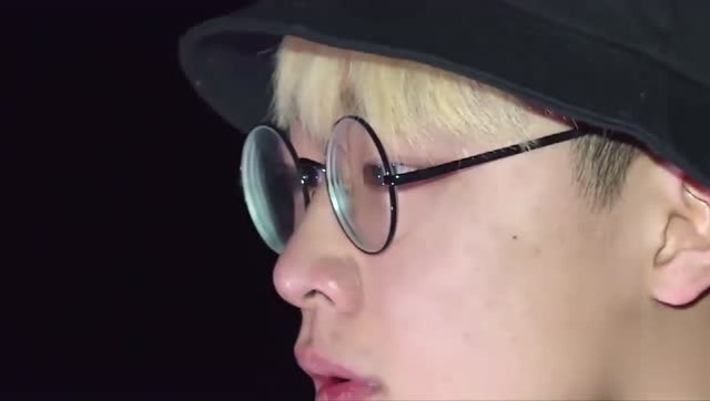 马艺华我什么都不怕我最怕的就一个人 孤单好孤独你们能理解吗