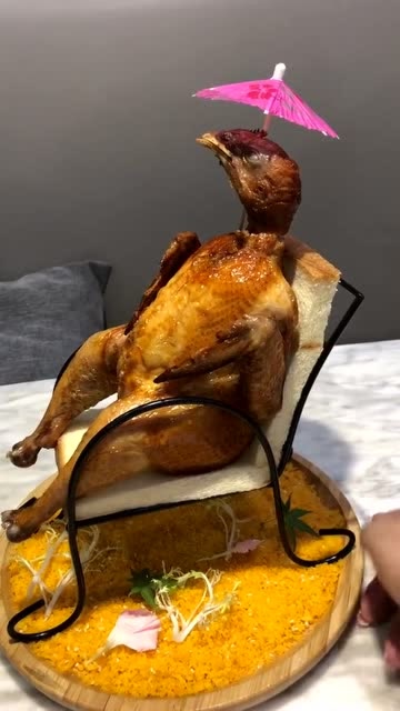 这妖娆的烧鸡让人不敢下嘴啊