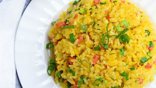 黄金炒饭,粒粒黄金,颗颗饱满,营养丰富,味道鲜美!