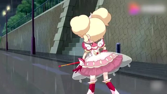 小花仙:倪妮在回家的路上遇到威胁,幸亏安安及时赶到,救了她