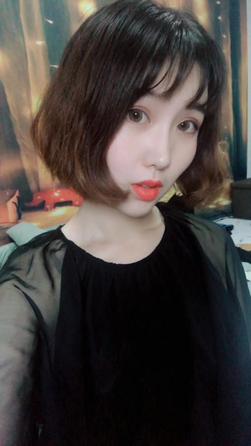 我的心形鼻孔好看嘛