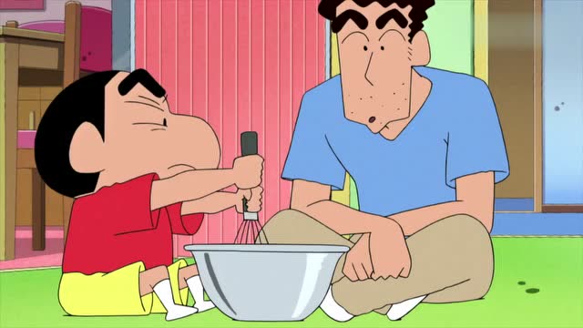 蜡笔小新小新手抖倒完了牛奶,爸爸欲哭无泪真谢谢你了!
