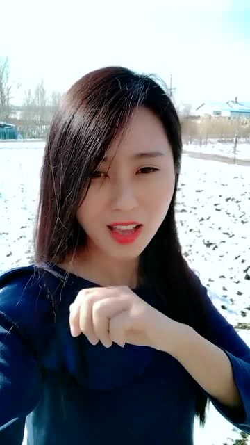 美女姐姐,看到你的样子,我想起了我的童年!