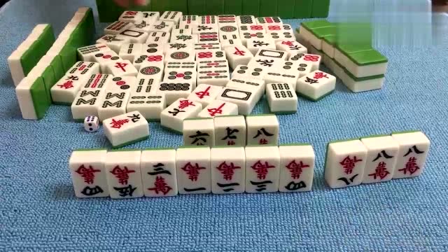 小伙清一色要万子,摸到花儿都谢了