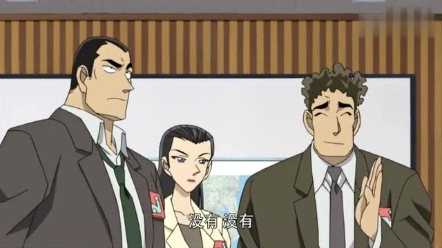 我一直以为此人是名侦探柯南中的朗姆