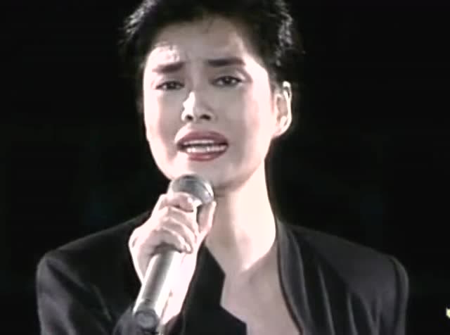 毛阿敏清唱《掌声响起来》,没有音乐的修饰,一开口就是cd效果