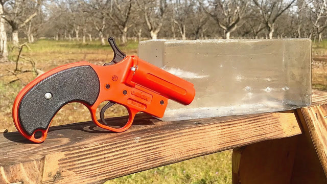 绝地求生的信号枪现实中可以置人于死地吗?测试结果让人毛骨悚然!